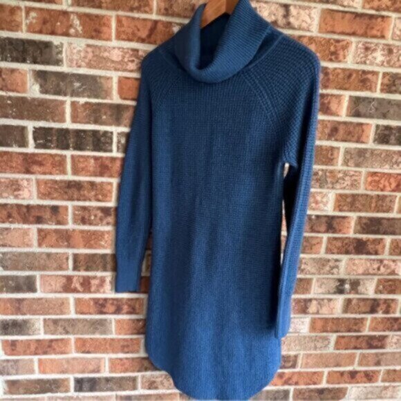 Aritzia * Wilfred Free 100% Italian merino wool Bianca Dress Sweater dress blue - Picture 3 of 16